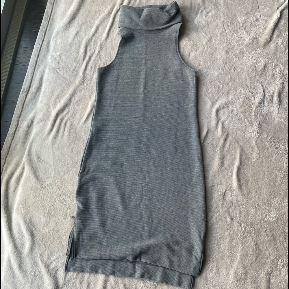 Moto-style ribbed dress